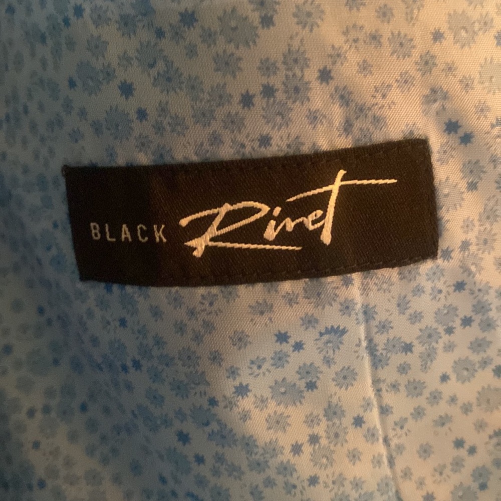 Black Rivet Jacket - Picture 5 of 9